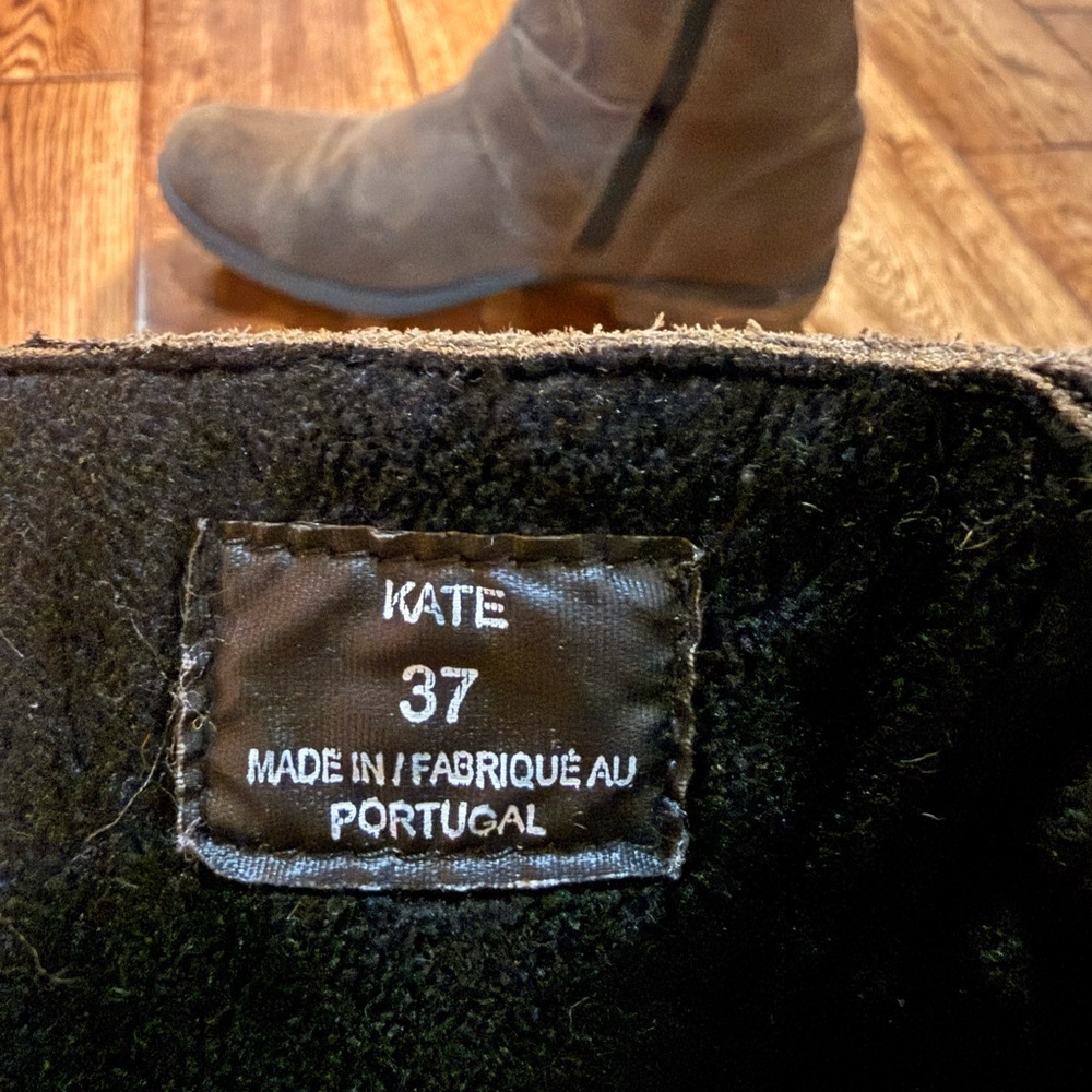 Artisan ‘Kate’ Suede Moto Biker Boots in Charcoal/Dark Taupe Made in Portugal. - Picture 12 of 15